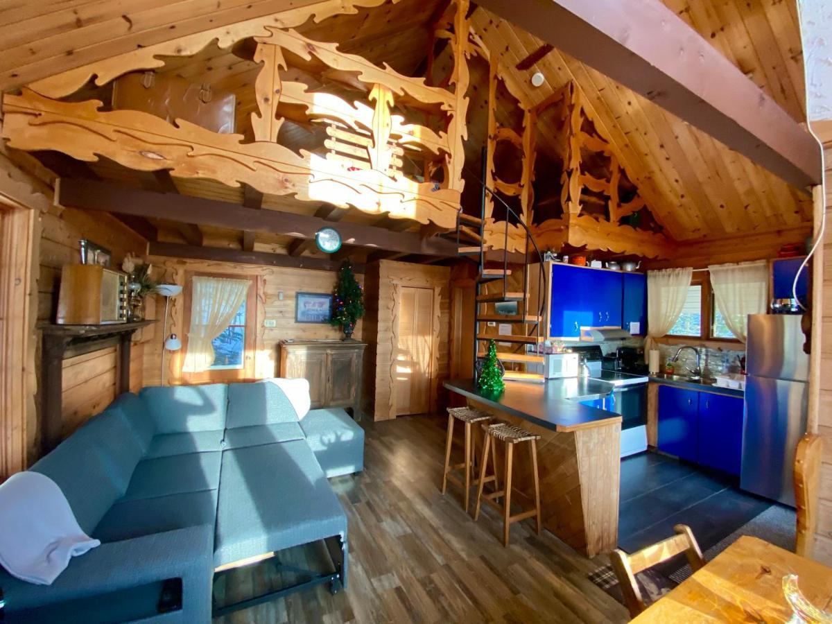 Le Petit Chalet Sur Le Lac Sainte-Marguerite-du-Lac-Masson Exterior foto